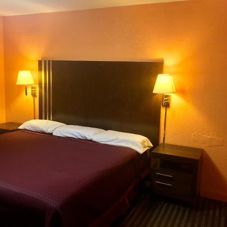 Westerner Motel Ламеса Экстерьер фото